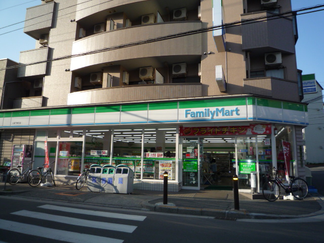 Convenience store. FamilyMart Koura Shimoshinjo store up (convenience store) 154m