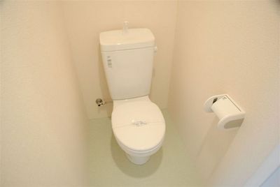 Toilet. It is a toilet