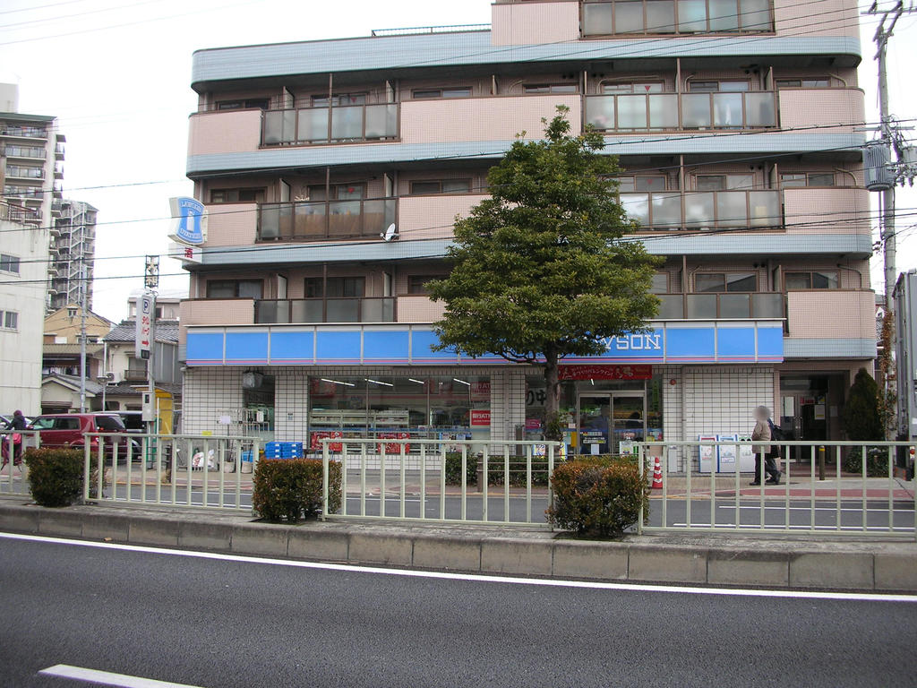 Convenience store. 170m until Lawson Kami Shinjo store (convenience store)