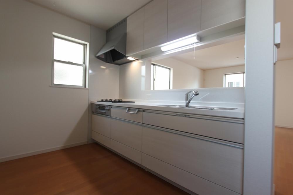 Kitchen.  ◆ kitchen