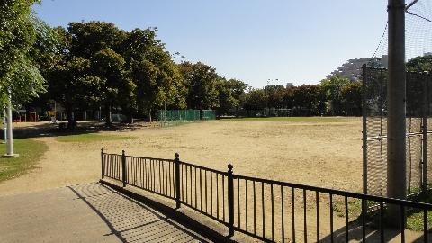 park. 744m until Itakano park