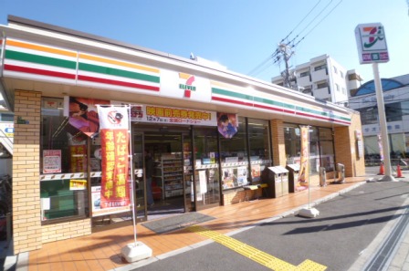 Convenience store. Eleven Hankyu Shimoshinjo Ekimae up (convenience store) 308m