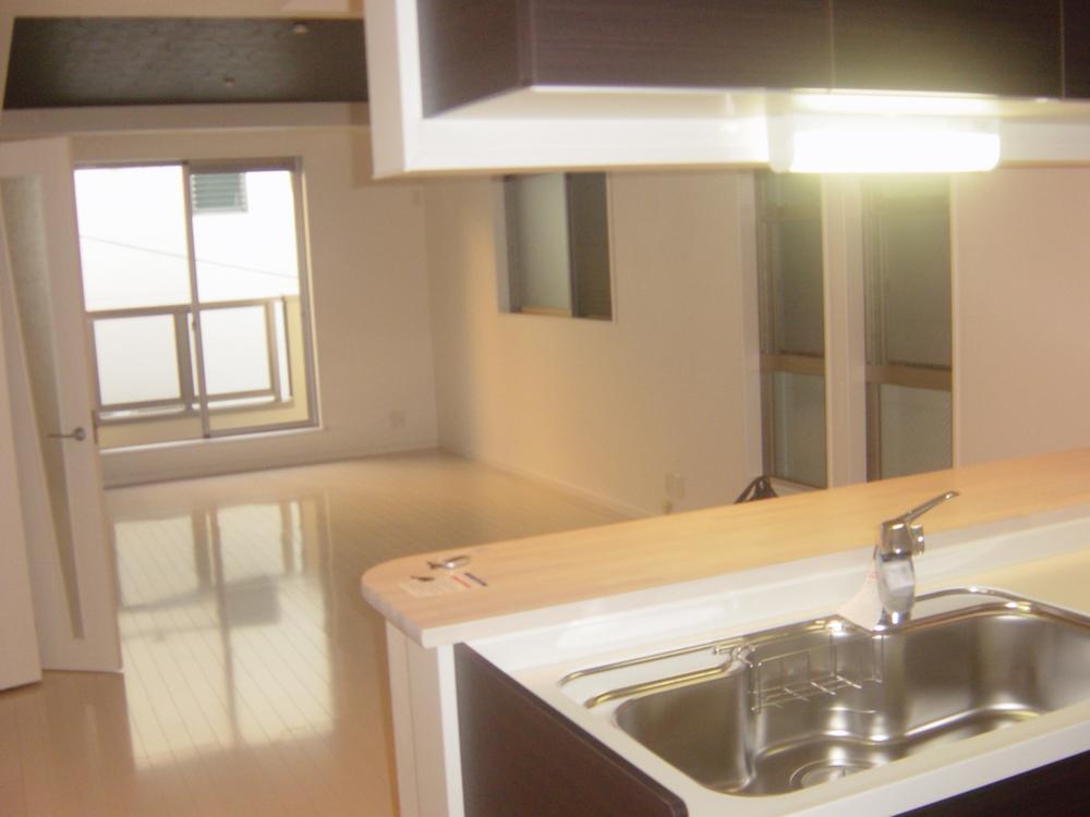 Living. Indoor (10 May 2011) Shooting Second floor living room there is a good feeling of opening the day.