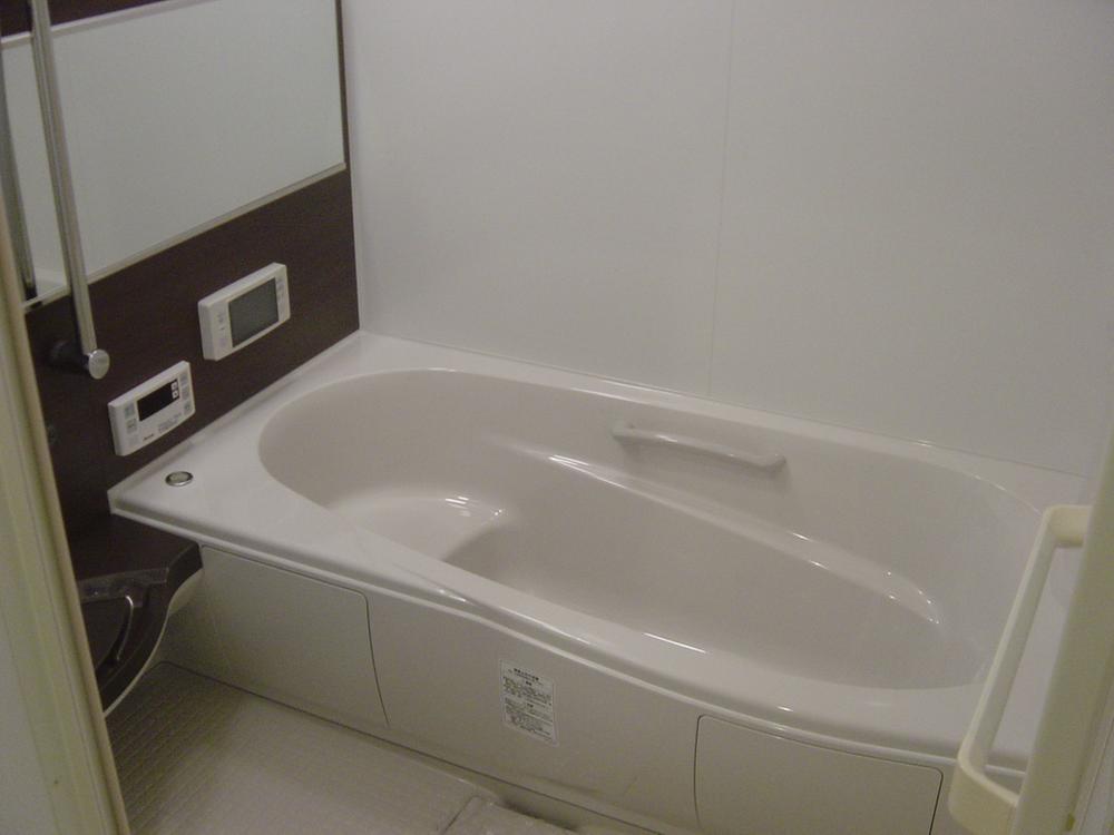 Same specifications photo (bathroom). Indoor (10 May 2011) Shooting It is sitz bath available system bus.