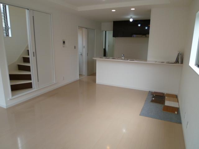 Other Equipment. Equipment (image)