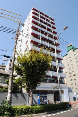 Building appearance. Korezo good that apartment appearance