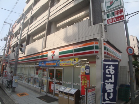 Convenience store. Seven-Eleven Osaka Komatsu 2-chome up (convenience store) 363m