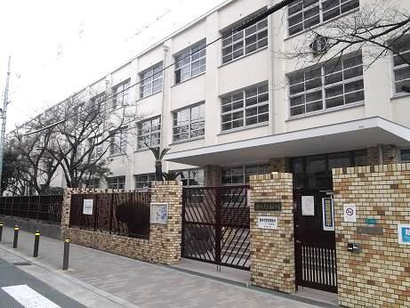 Primary school. 443m to Osaka Municipal Chokichi Higashi Elementary School