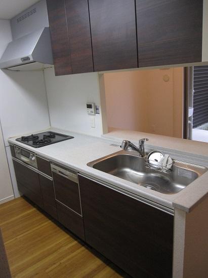 Kitchen. System kitchen.