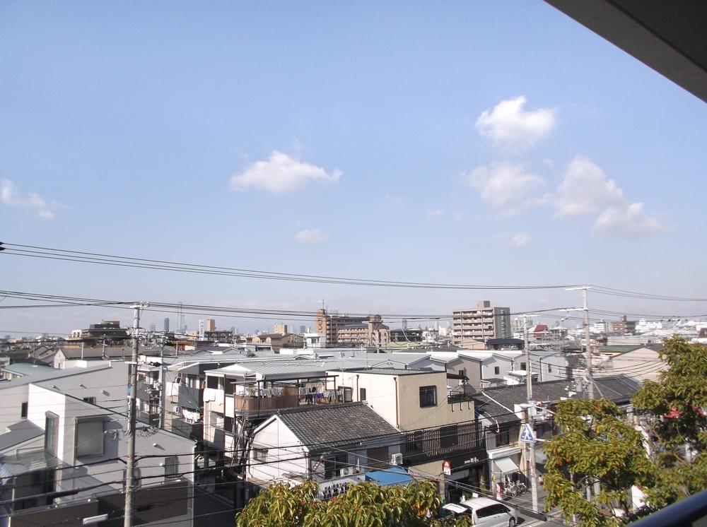 View photos from the dwelling unit. Because high building there is no, It is open-minded view