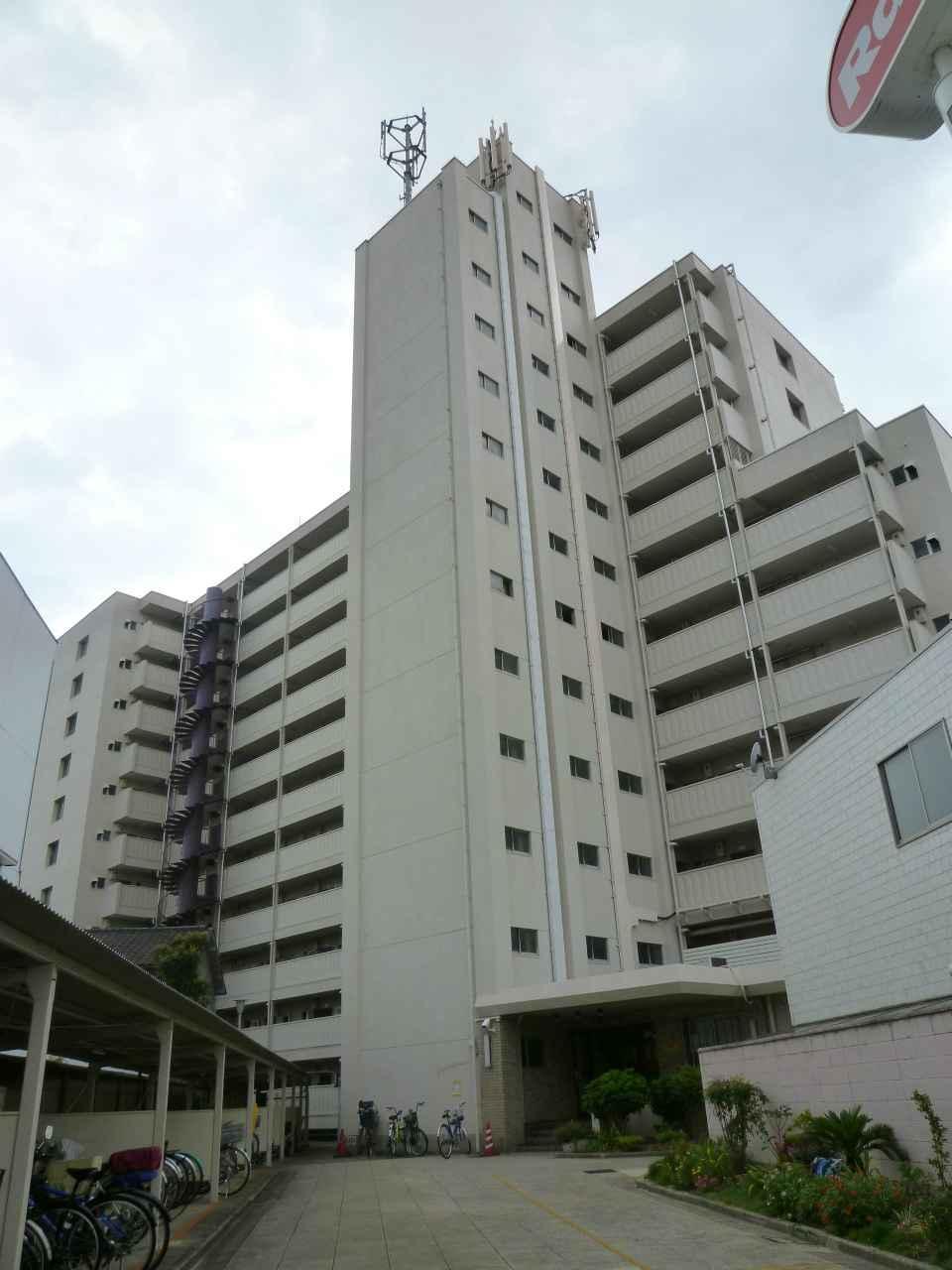 Local appearance photo. It is the apartment of 11-storey