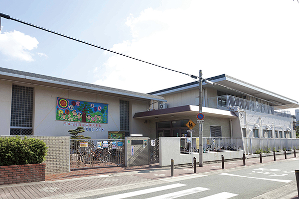 Surrounding environment. Tokiwakai College comes Tokiwa Board kindergarten (a 9-minute walk ・ About 690m)