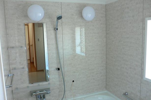 Bathroom. Panasonic Kokochino B class