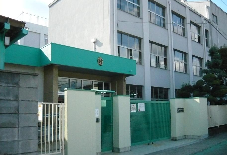 Primary school. 785m to Osaka Municipal Kire elementary school (elementary school)