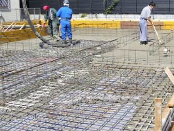 Construction ・ Construction method ・ specification. Pouring concrete set the rebar