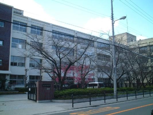 Junior high school. 480m to Osaka Municipal Hirano Junior High School