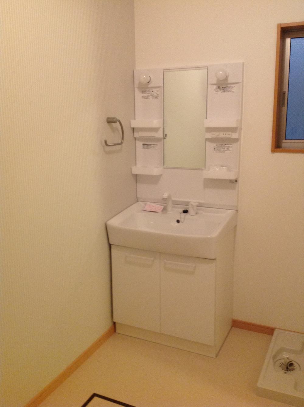 Wash basin, toilet. Storage is there plenty of vanity functionality preeminent!