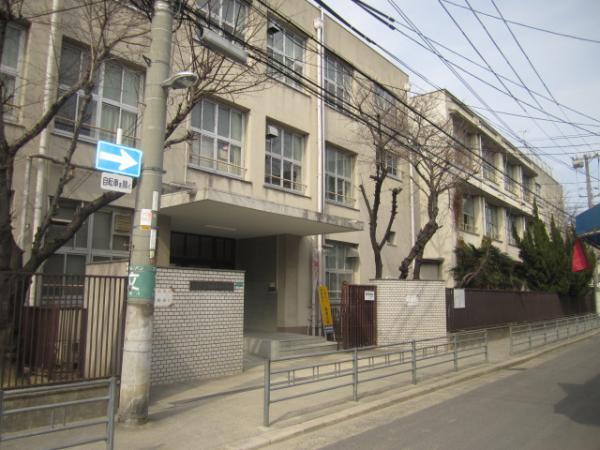 Primary school. Kamiminami section 1040m to elementary school