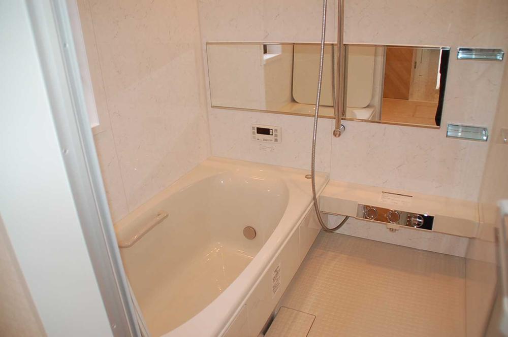 Same specifications photo (bathroom). Same specifications Bathroom construction cases
