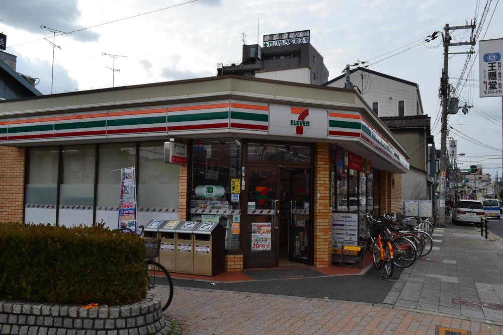 Convenience store. 371m to Seven-Eleven Osaka alley 2-chome