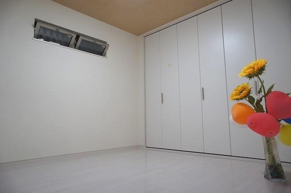 Same specifications photos (Other introspection). Spacious living space with all the living room storage space ☆