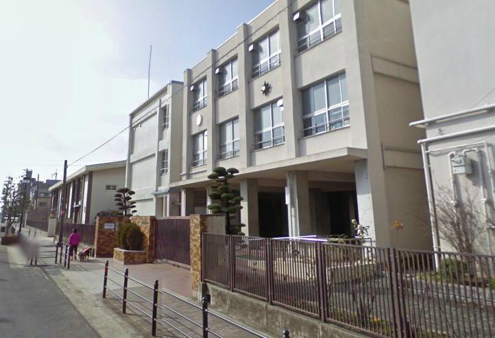 Junior high school. 863m to Osaka Municipal new Ikuno junior high school
