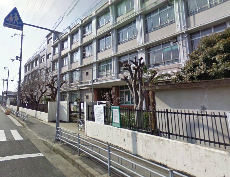Primary school. 605m to Osaka Municipal Tatsumihigashi Elementary School