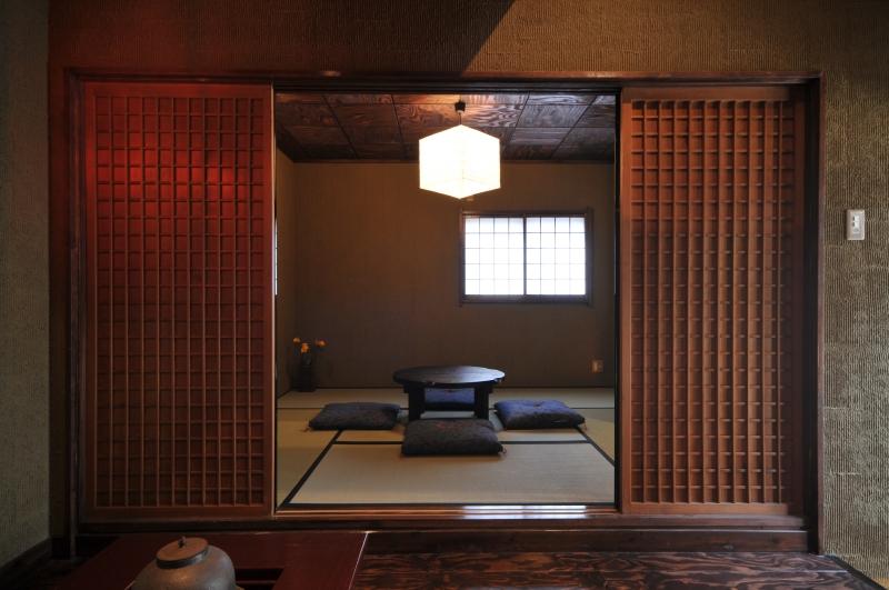 Non-living room. Taisho Roman ・ Kyomachi family tradition Reincarnation housing Series Calm (Local shooting)
