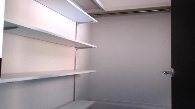 Same specifications photos (Other introspection). Example of construction (shoe closet)