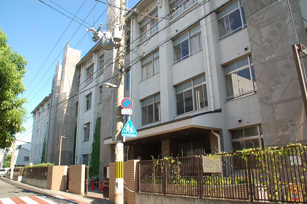 Other. Katsuyama a 5-minute walk from the junior high school