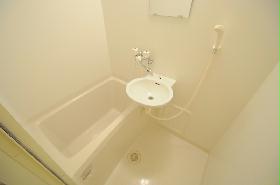 Bath. Bathroom ventilation dryer with