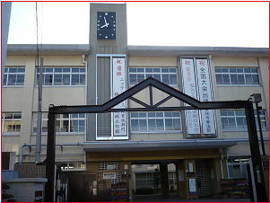 high school ・ College. Osaka Municipal Ikuno Technical High School (High School ・ NCT) to 1201m