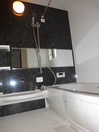 Same specifications photo (bathroom). Image Photos