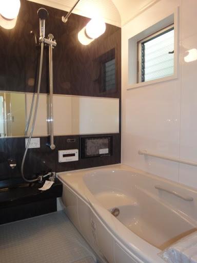 Same specifications photo (bathroom). Image Photos