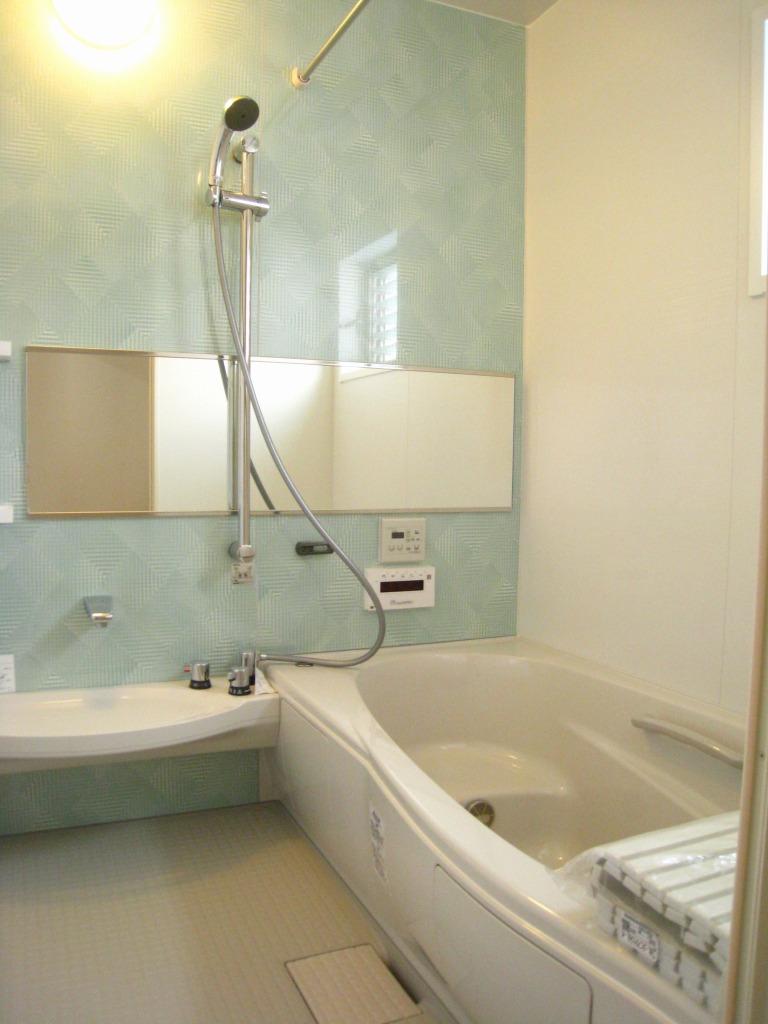 Same specifications photo (bathroom). Bathroom construction cases