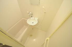 Bath. Bathroom ventilation dryer with