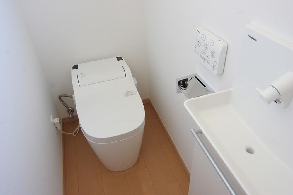 Toilet. Same specification model house