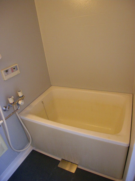 Bath. 552