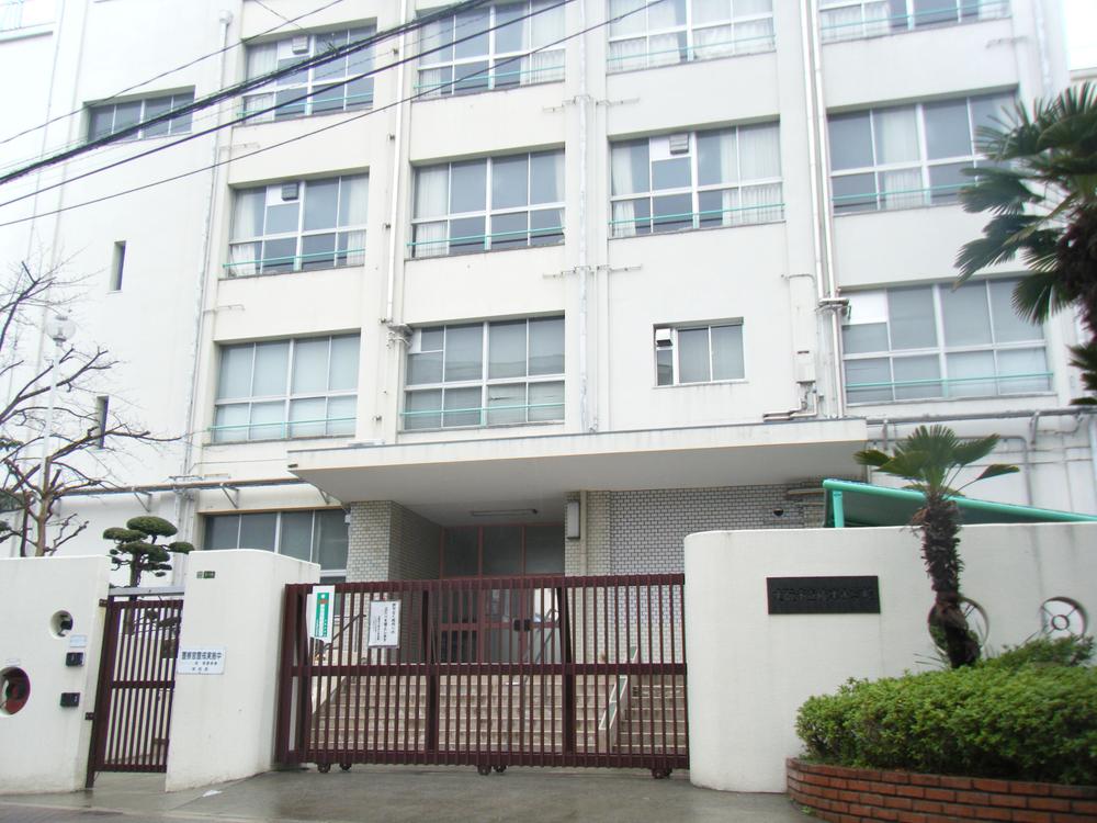 Primary school. 844m to Osaka Municipal release Elementary School