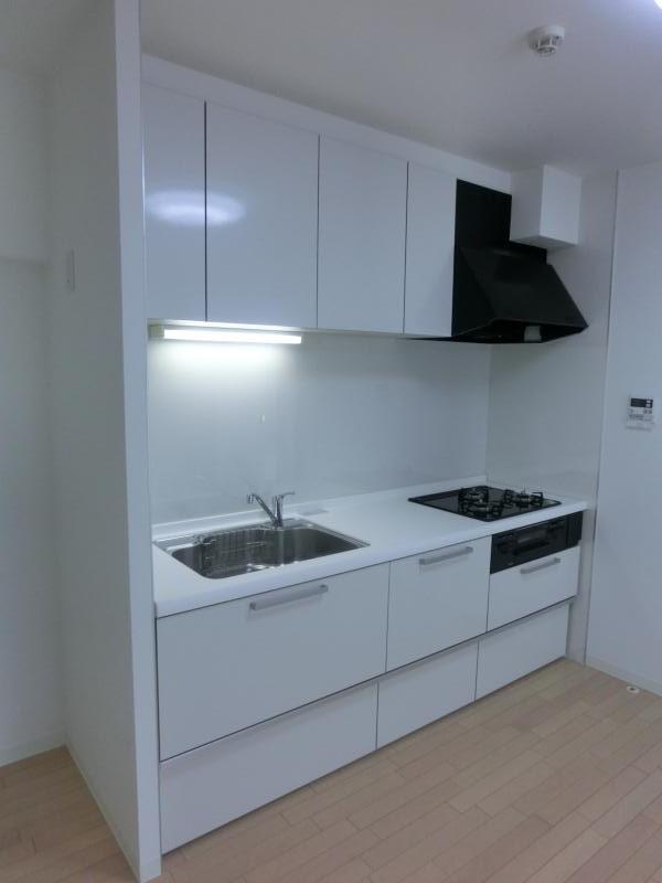 Kitchen. Already renovated in the system kitchen ☆