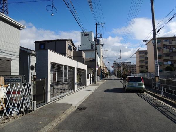 Local photos, including front road. 8m with sidewalk. 