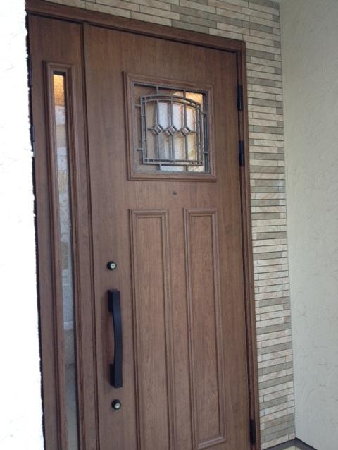 Entrance. Stylish front door