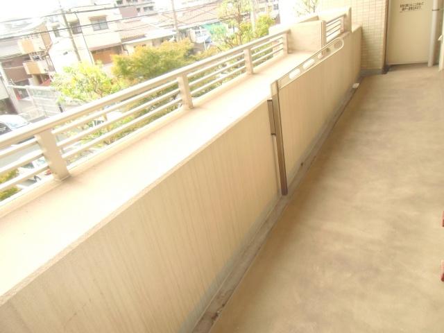 Other. Wide ~ It has a balcony