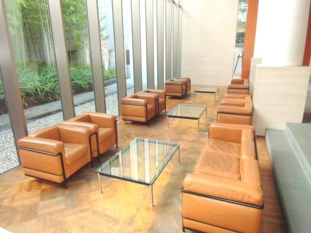 Other common areas. Luxurious shared space