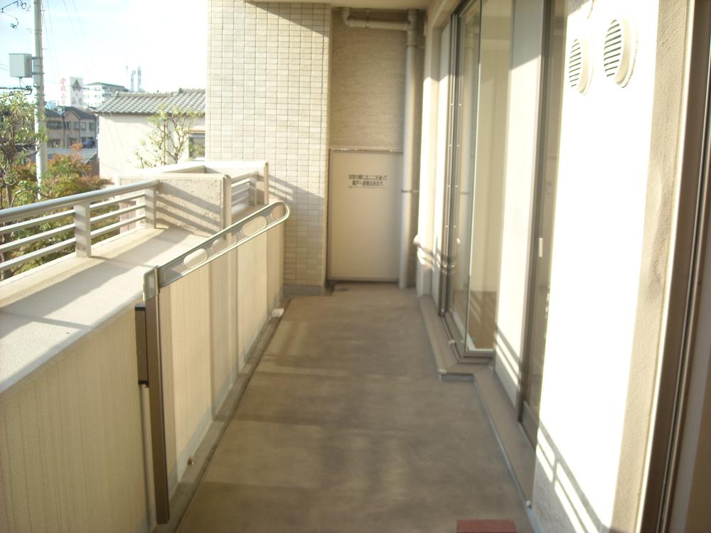 Balcony. Local (11 May 2013) Shooting