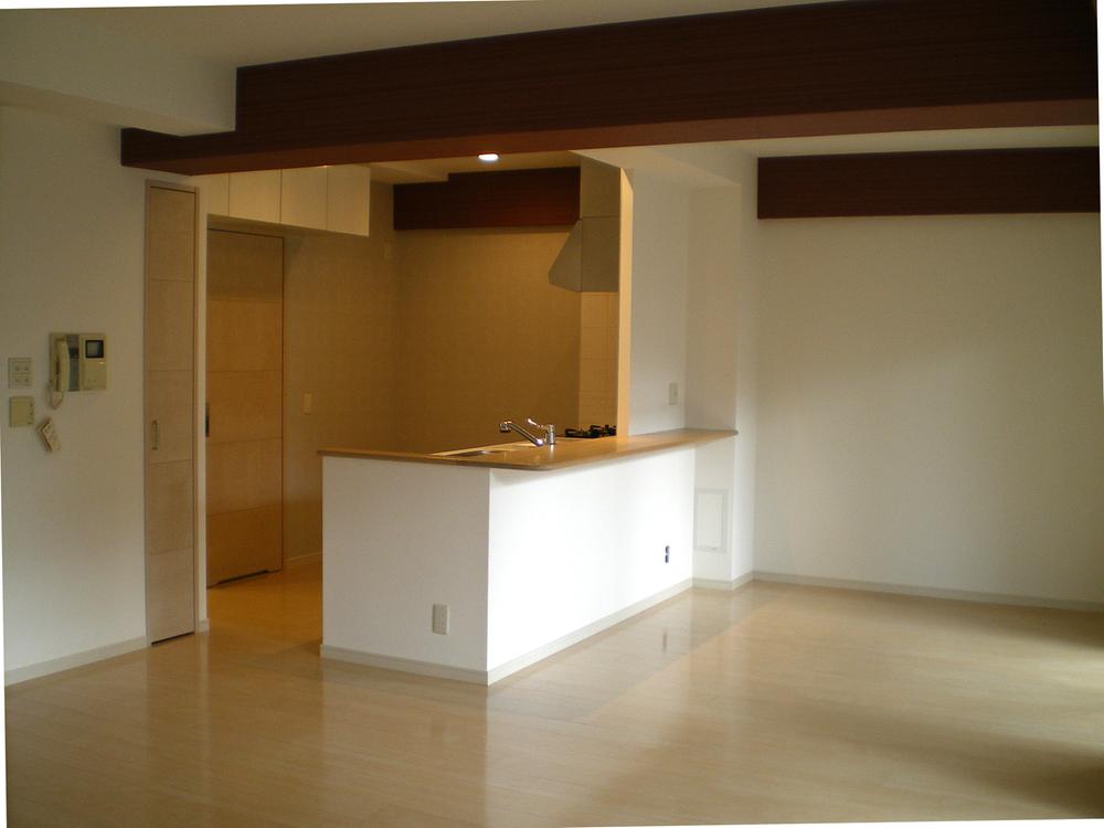 Living. November 2013, Was renovation completed ☆