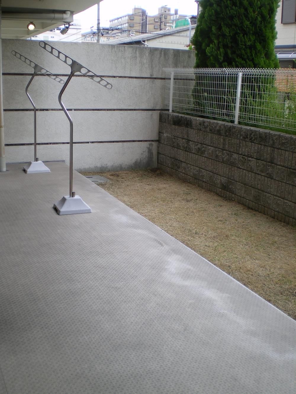 Garden. Local (11 May 2013) Shooting