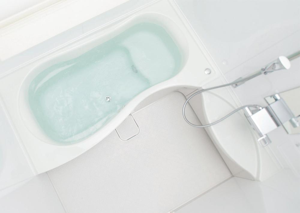 Other Equipment. Artificial marble bathtub of is characterized by surface is hard luck is very smooth and dirt. Care is also OK by simply wiping water in between busy housework so effortless. So that further excellent heat resistance, It is safe, unlike bathing time of your family is.