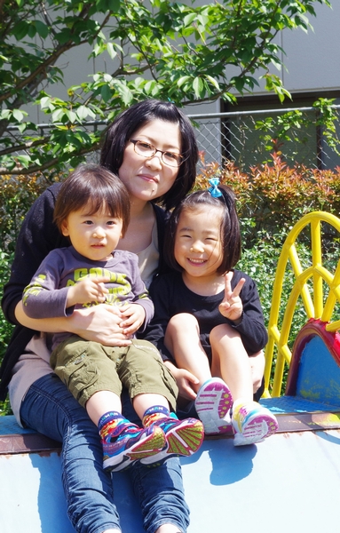 "I green a lot in the vicinity of the apartment, A good sense of openness!  Since the park is a lot in the vicinity, Child-rearing environment were also I hope "(contractor of the S-like. Nearby local at Namazue East Park / About 100m)
