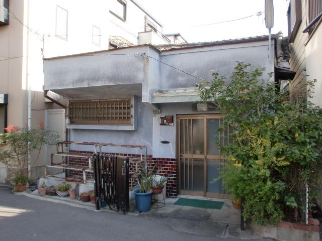 Local land photo.  ■ It is sold land without building conditions